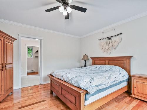 Chambre Ã  coucher principale - 37 Rue De La Butte, Brownsburg-Chatham, QC - Indoor Photo Showing Bedroom