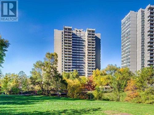 702 - 4091 Sheppard Avenue E, Toronto, ON - Outdoor With Facade