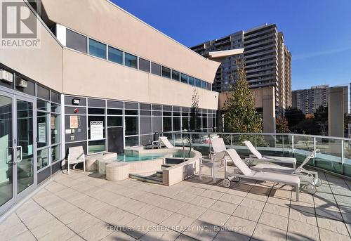 606 - 33 Elm Drive W, Mississauga, ON - Outdoor