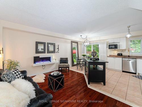 13-5530 Glen Erin Dr, Mississauga, ON - Indoor