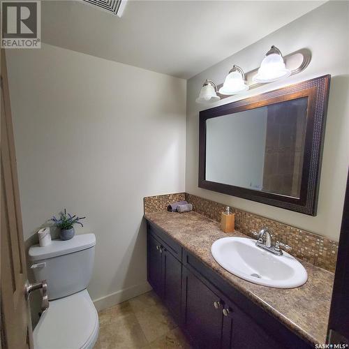 11 2707 7Th Street E, Saskatoon, SK - Indoor Photo Showing Bathroom