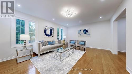 3 Athens Drive, Markham, ON - Indoor Photo Showing Living Room