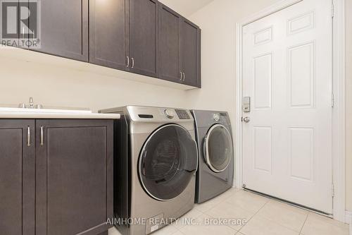 80 Bush Ridges Avenue, Richmond Hill, ON - Indoor Photo Showing Laundry Room