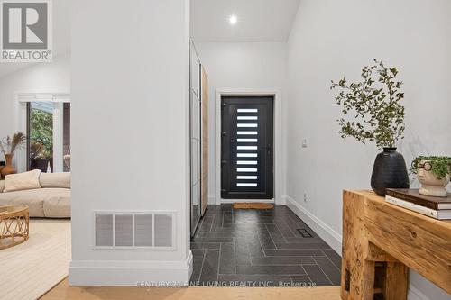 20 Ladyshot Crescent, Toronto, ON - Indoor Photo Showing Other Room