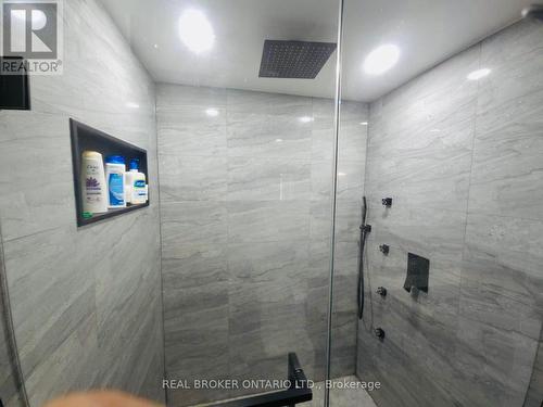 27 Forestgrove Circle, Brampton, ON - Indoor Photo Showing Bathroom