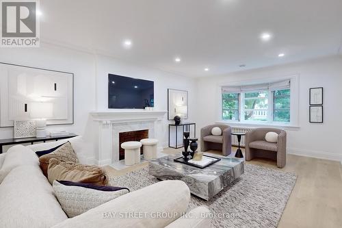 3 Silverwood Avenue, Toronto, ON - Indoor Photo Showing Living Room