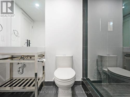 3 Silverwood Avenue, Toronto, ON - Indoor Photo Showing Bathroom