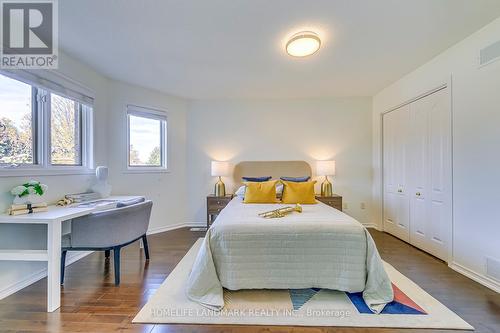 91 Bridgeport Crescent, Hamilton, ON - Indoor Photo Showing Bedroom