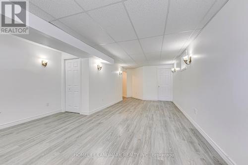 91 Bridgeport Crescent, Hamilton, ON - Indoor Photo Showing Other Room