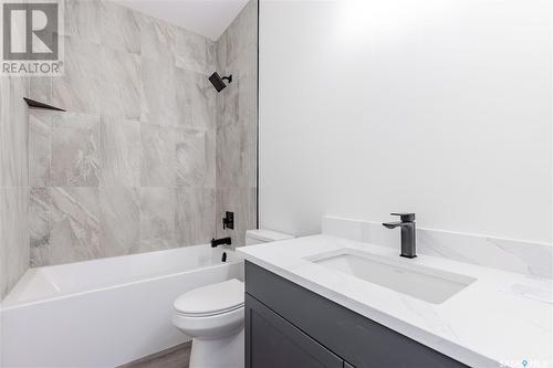 287 Flynn Bend, Saskatoon, SK - Indoor Photo Showing Bathroom