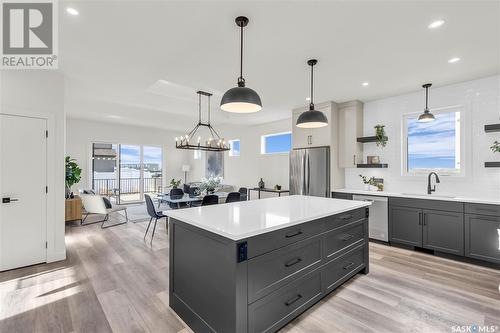 287 Flynn Bend, Saskatoon, SK - Indoor Photo Showing Kitchen With Upgraded Kitchen