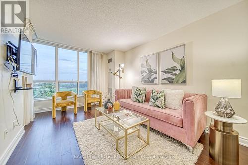 603 - 4889 Kimbermount Avenue, Mississauga, ON - Indoor Photo Showing Living Room