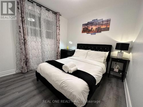 62 Glenstroke Drive, Toronto, ON - Indoor Photo Showing Bedroom