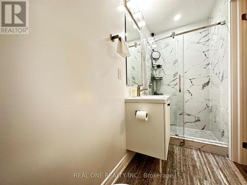 62 Glenstroke Drive, Toronto, ON - Indoor Photo Showing Bathroom