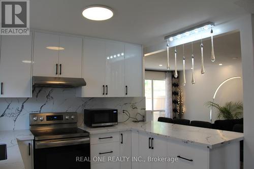 62 Glenstroke Drive, Toronto, ON - Indoor Photo Showing Kitchen