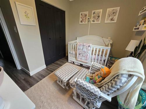 627 Sixteenth Avenue N, Kenora, ON - Indoor Photo Showing Bedroom