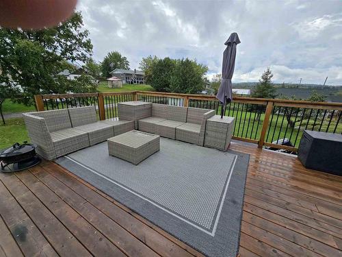 627 Sixteenth Avenue N, Kenora, ON - Outdoor With Deck Patio Veranda With Exterior