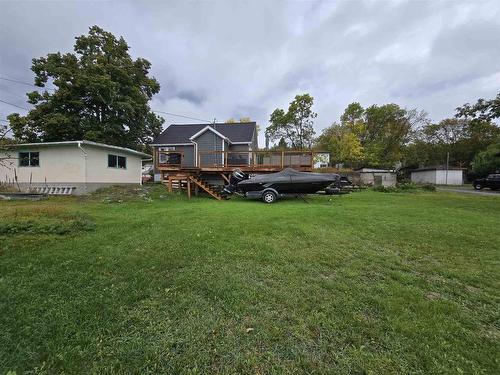 627 Sixteenth Avenue N, Kenora, ON - Outdoor With Deck Patio Veranda