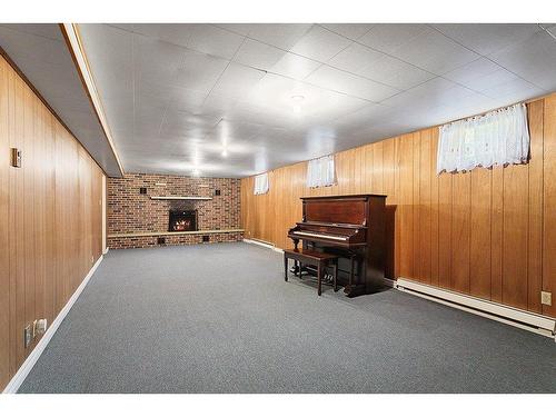 Family room - 225 Rue Willow, Shawville, QC - Indoor Photo Showing Other Room