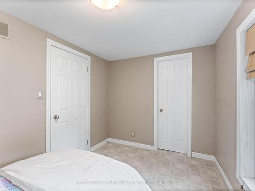 73 Stanley Rd, Kawartha Lakes, ON - Indoor Photo Showing Bedroom