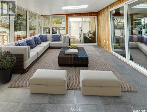 263 Tims Crescent, Swift Current, SK - Indoor Photo Showing Living Room