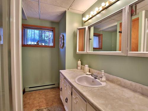 Bathroom - 5095 Rue Jolliet, Saint-Hyacinthe, QC - Indoor Photo Showing Bathroom