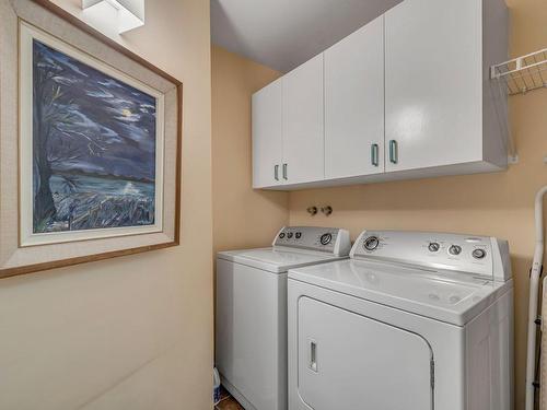 Laundry room - 103-6300 Rue Le Mesnil, Québec (Les Rivières), QC - Indoor Photo Showing Laundry Room