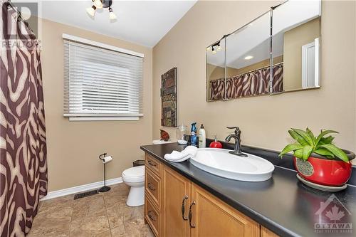 936 Lawrence Street, Clarence-Rockland, ON - Indoor Photo Showing Bathroom