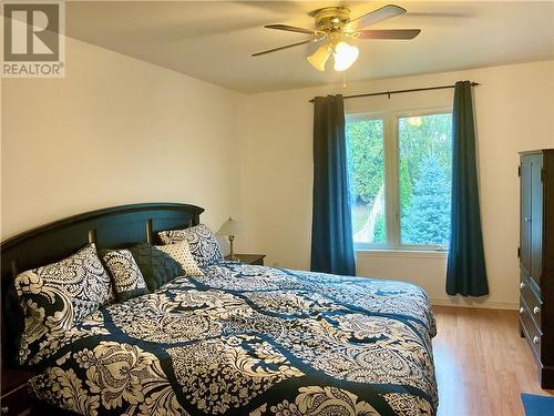 213 Northwoods Crescent, Cornwall, ON - Indoor Photo Showing Bedroom