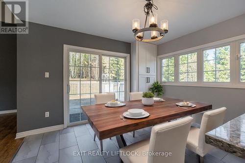 31474 Highway 28, Bancroft, ON - Indoor Photo Showing Dining Room