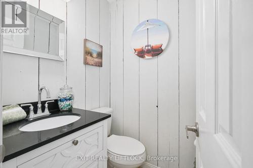 1357 Hetherington Drive, Peterborough (Northcrest), ON - Indoor Photo Showing Bathroom