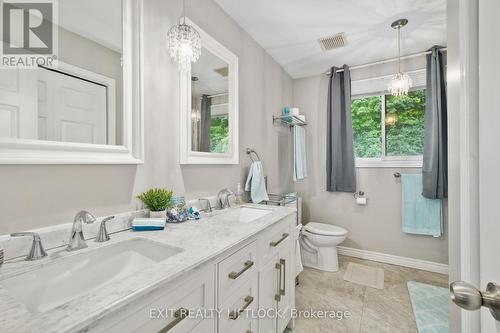 1357 Hetherington Drive, Peterborough (Northcrest), ON - Indoor Photo Showing Bathroom