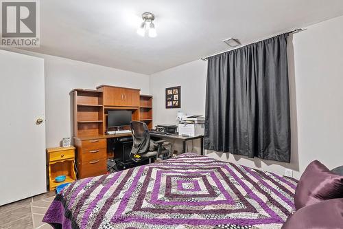 1055 Osgoode Drive E, London, ON - Indoor Photo Showing Bedroom