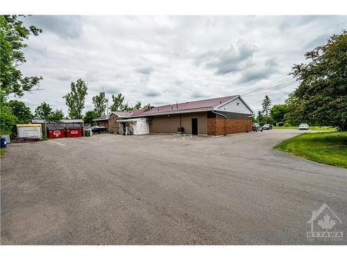 2858 Munster Road, Ottawa, ON 