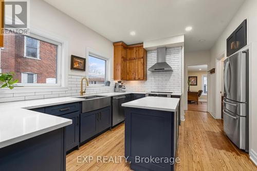 71 King Street, Prince Edward County (Picton), ON - Indoor Photo Showing Kitchen With Upgraded Kitchen