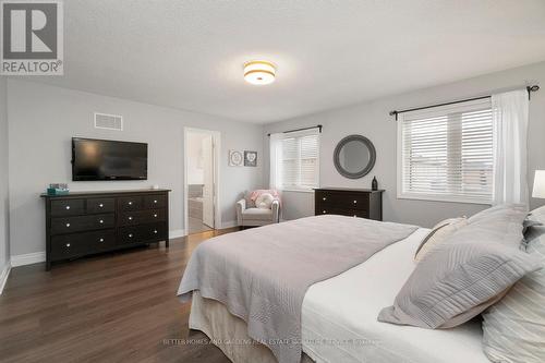 44 Devonsleigh Drive, Brampton, ON - Indoor Photo Showing Bedroom