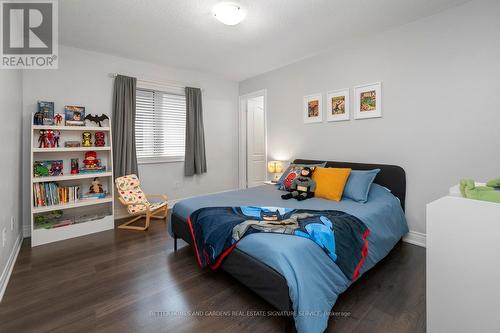 44 Devonsleigh Drive, Brampton, ON - Indoor Photo Showing Bedroom