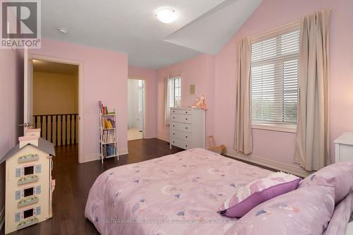 44 Devonsleigh Drive, Brampton, ON - Indoor Photo Showing Bedroom