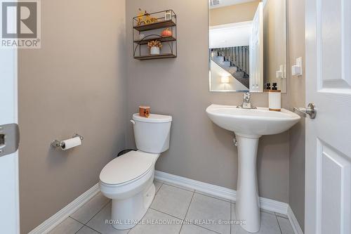 8 Seafair Crescent, Brampton, ON - Indoor Photo Showing Bathroom