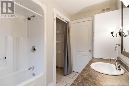 416 Louis Street, Dieppe, NB - Indoor Photo Showing Bathroom