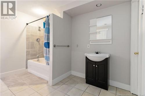 416 Louis Street, Dieppe, NB - Indoor Photo Showing Bathroom