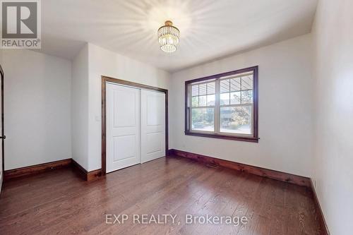 105 Stephens Street, Collingwood, ON - Indoor Photo Showing Other Room