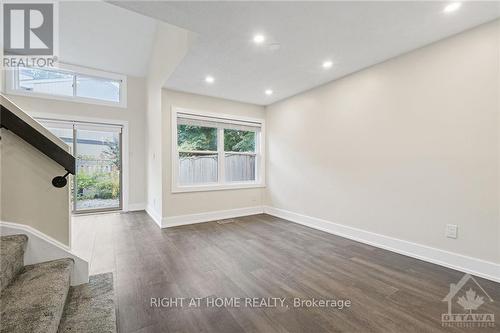 2833 Springland Drive, Ottawa, ON - Indoor Photo Showing Other Room