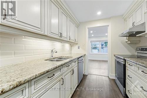 2833 Springland Drive, Ottawa, ON - Indoor Photo Showing Kitchen With Double Sink