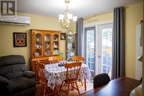 6 Griffin Place, Gander, NL - Indoor Photo Showing Dining Room