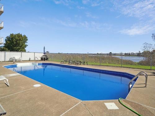 Piscine - 3-262 Rue Notre-Dame, Repentigny (Repentigny), QC - Outdoor With In Ground Pool With Backyard