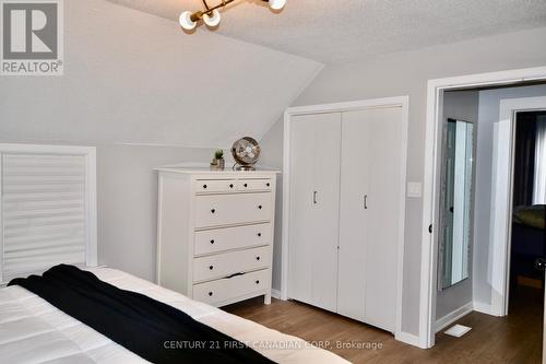 294 Broadway Street, Tillsonburg, ON - Indoor Photo Showing Bedroom