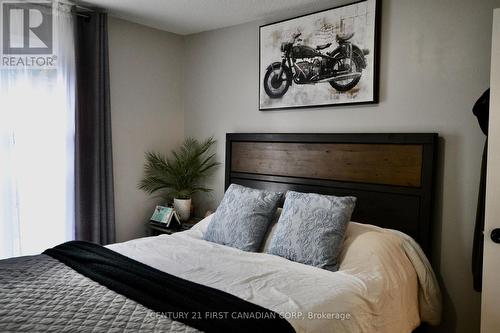 bedroom 2 - 294 Broadway Street, Tillsonburg, ON - Indoor Photo Showing Bedroom