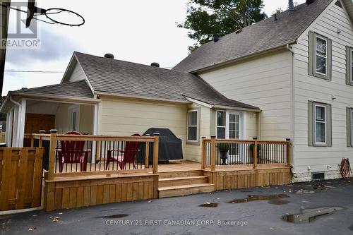 gas bbq - 294 Broadway Street, Tillsonburg, ON - Outdoor With Deck Patio Veranda