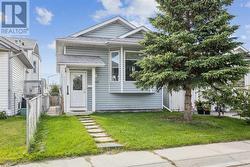 111 Erin Meadow Green SE  Calgary, AB T2B 3G4